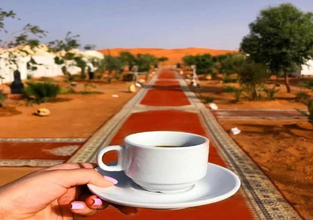 Hotel Desert Luxury Tented & Activities Adrouine Exterior foto