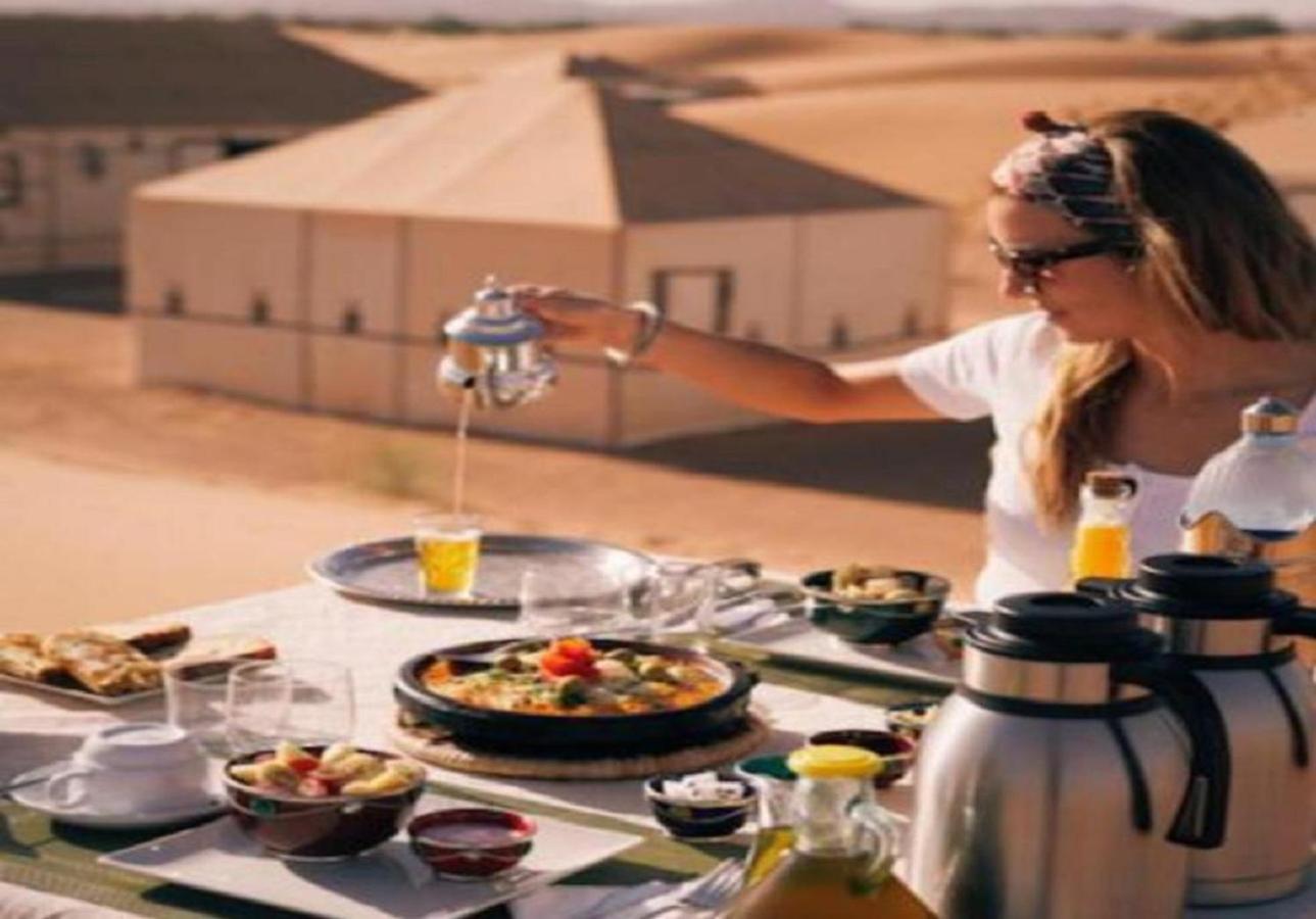 Hotel Desert Luxury Tented & Activities Adrouine Exterior foto