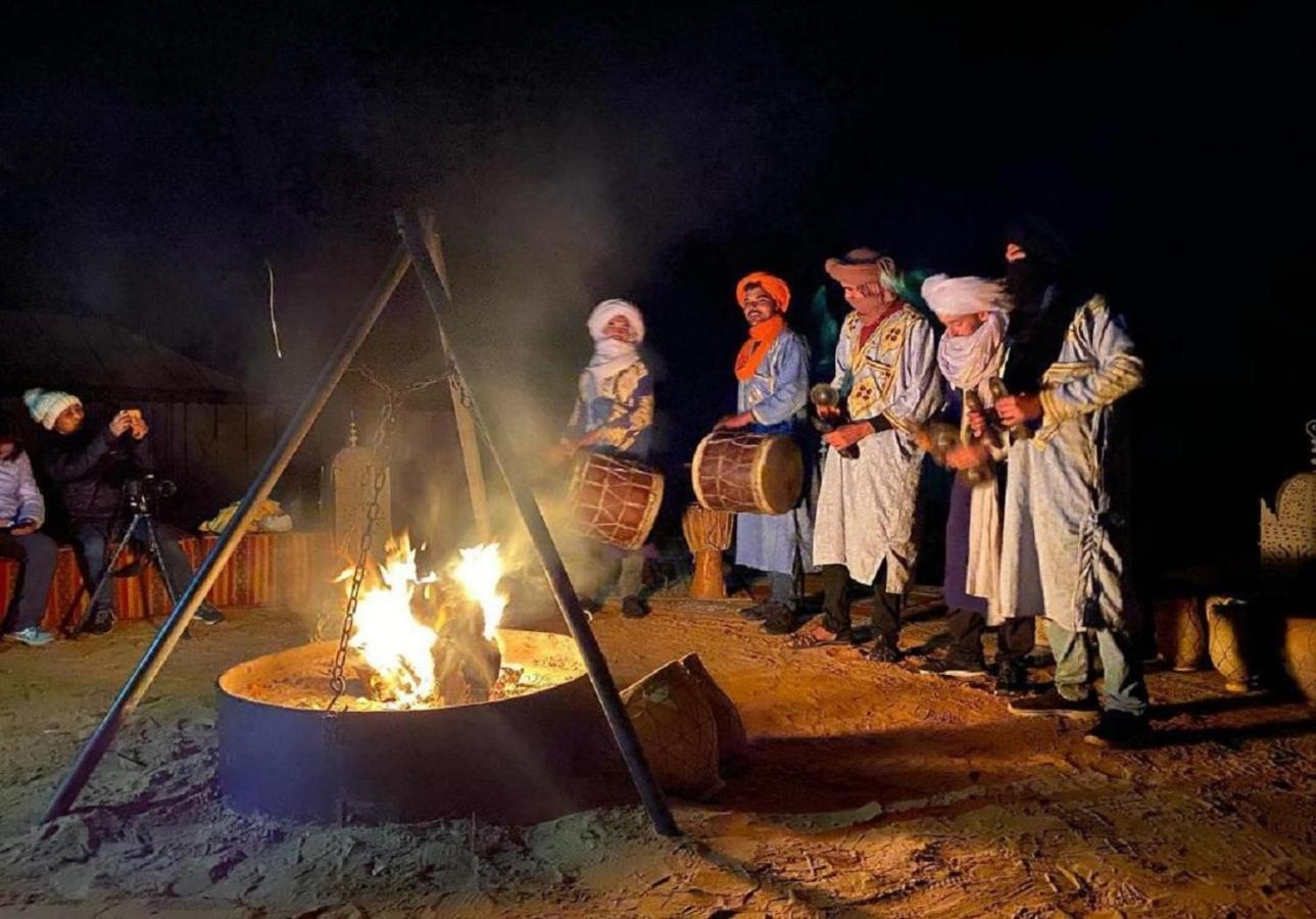 Hotel Desert Luxury Tented & Activities Adrouine Exterior foto